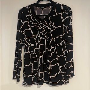Alfani Black and White Abstract Print Blouse Sz M
